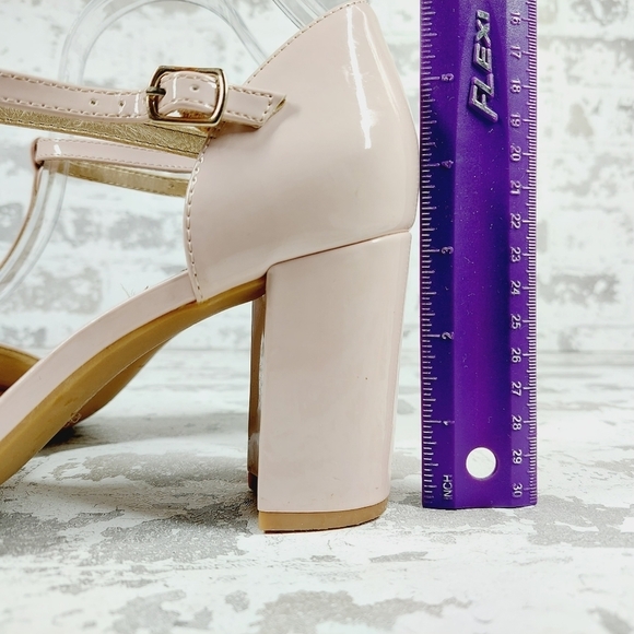 Bandolino Cream T-Strap Heeled Open Toe Pumps Shoes M368 - Picture 9 of 13